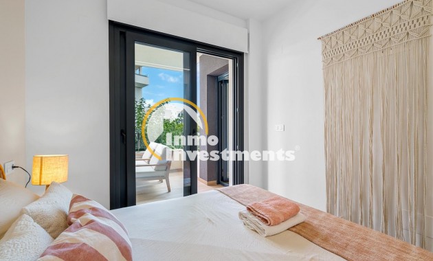 Resale - Apartment - Villamartin