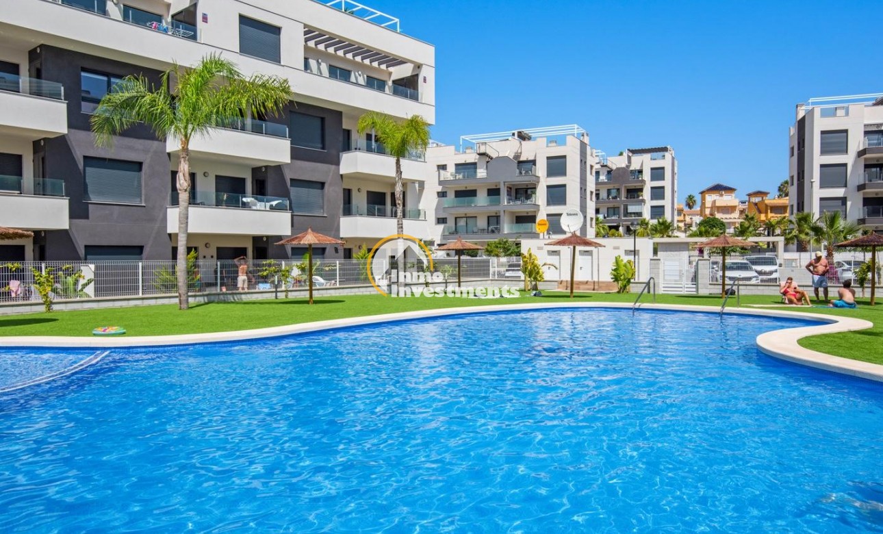 Resale - Apartment - Villamartin