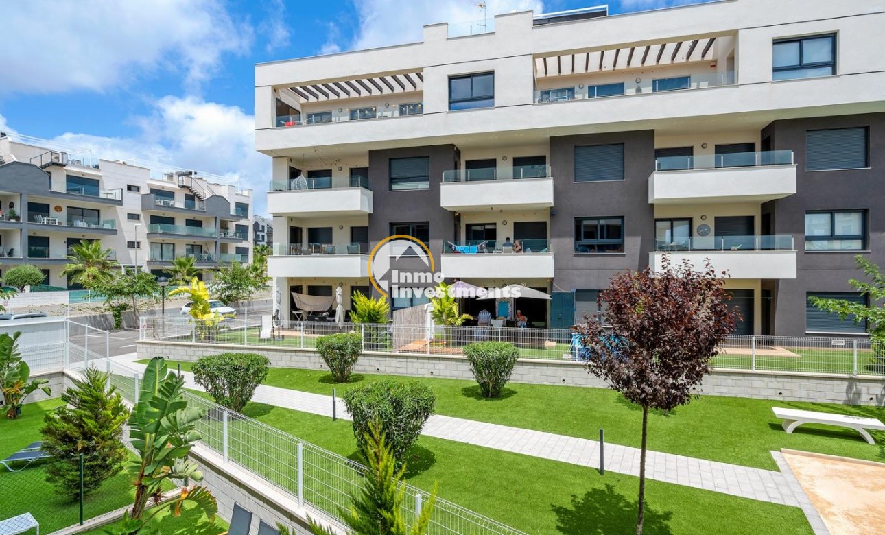 Resale - Apartment - Villamartin