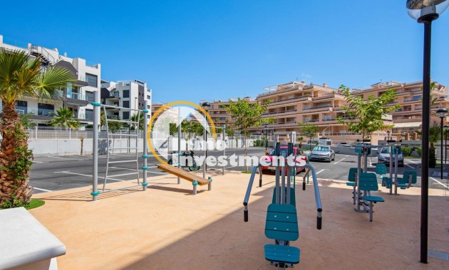 Resale - Apartment - Villamartin