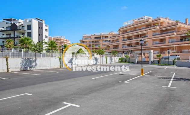Resale - Apartment - Villamartin