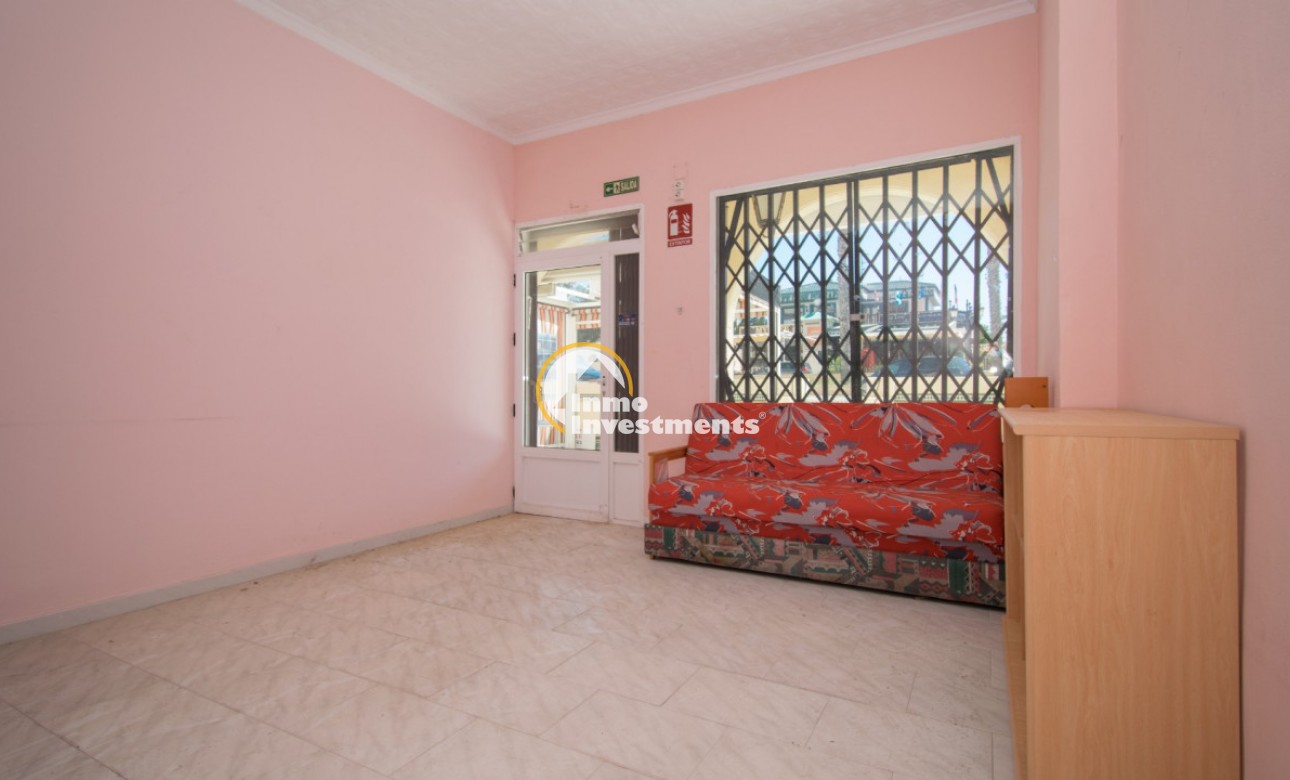 Resale - Commercial - La Mata - Torre la Mata