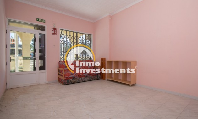 Resale - Commercial - La Mata - Torre la Mata