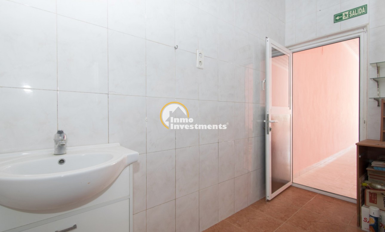 Resale - Commercial - La Mata - Torre la Mata