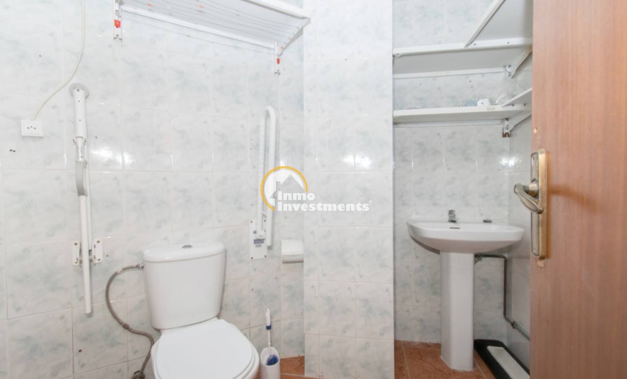 Resale - Commercial - La Mata - Torre la Mata