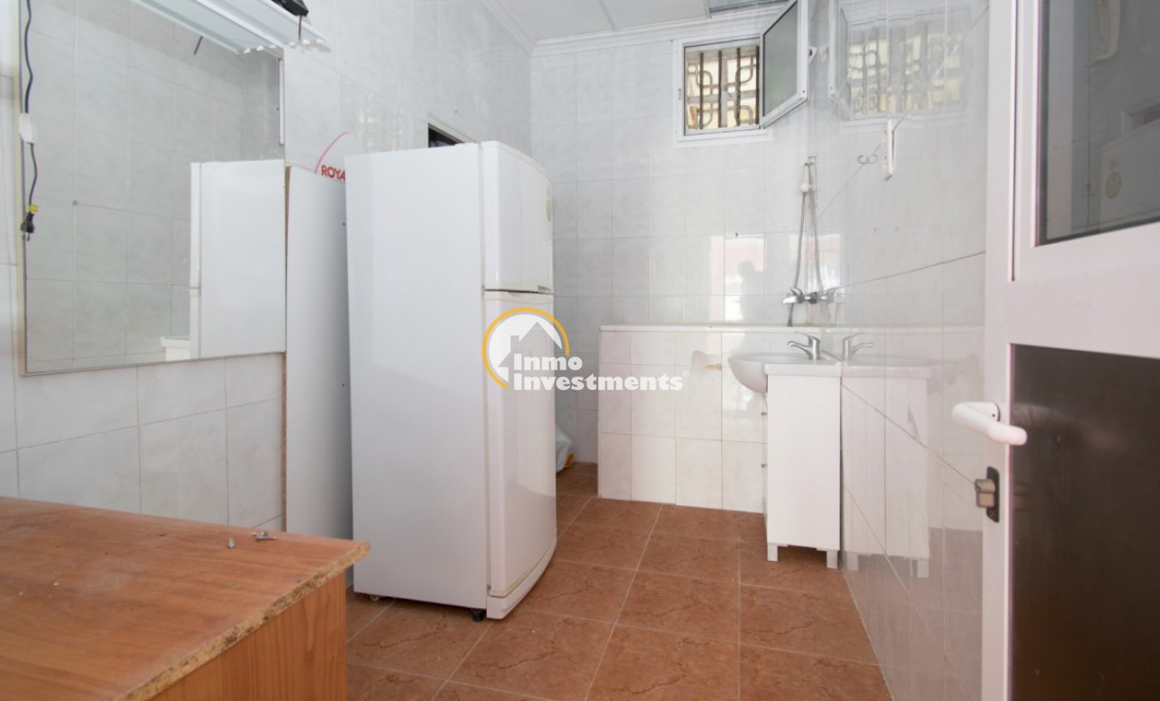 Resale - Commercial - La Mata - Torre la Mata