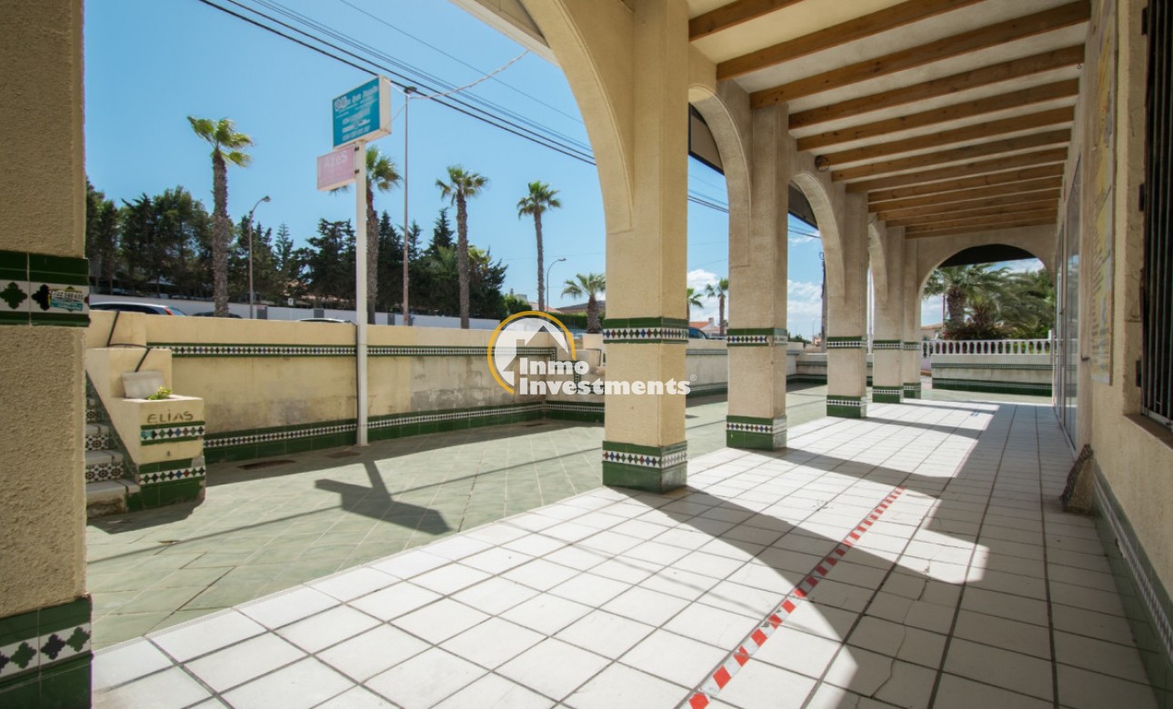 Resale - Commercial - La Mata - Torre la Mata