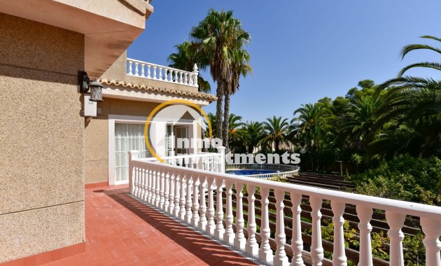 Resale - Villa - Orihuela Costa - Villamartin