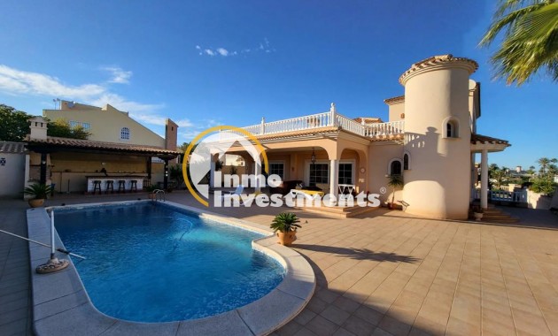 Resale - Villa - Playa Flamenca