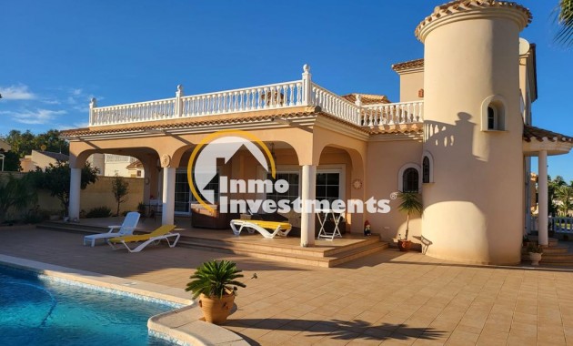 Resale - Villa - Playa Flamenca