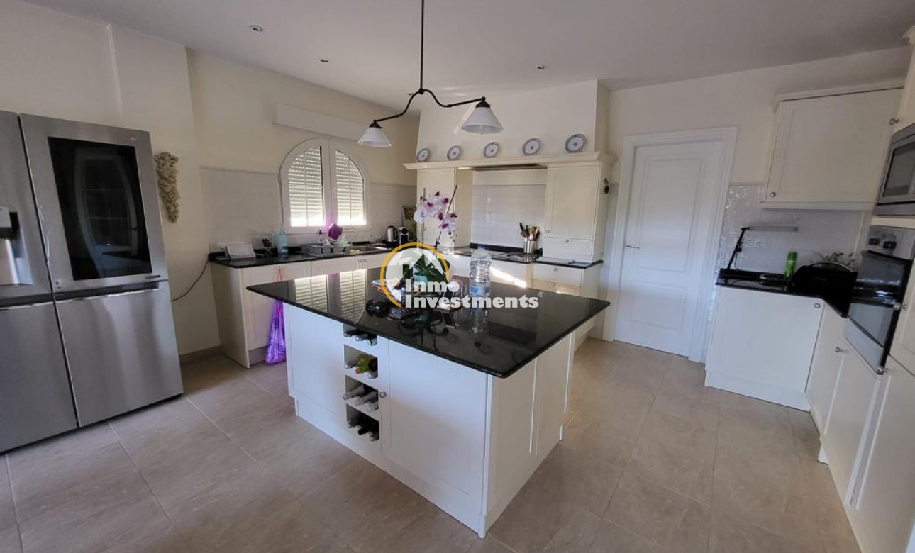Resale - Villa - Playa Flamenca