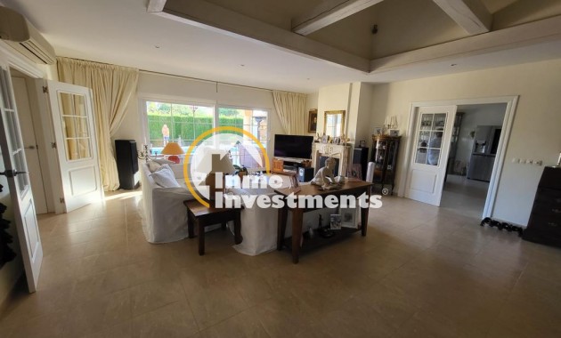 Resale - Villa - Playa Flamenca