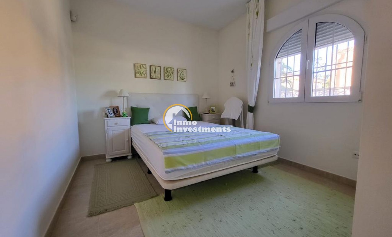 Resale - Villa - Playa Flamenca