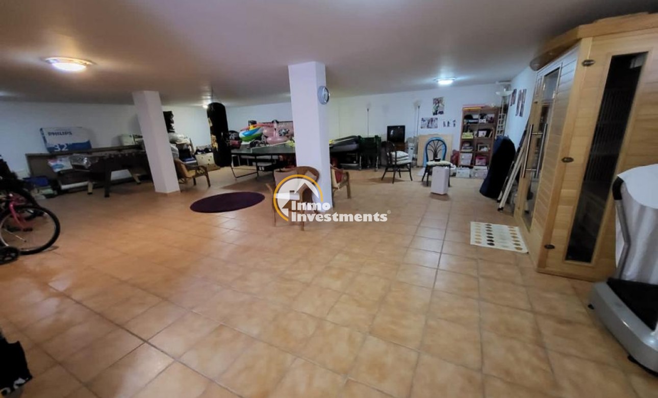 Resale - Villa - Playa Flamenca