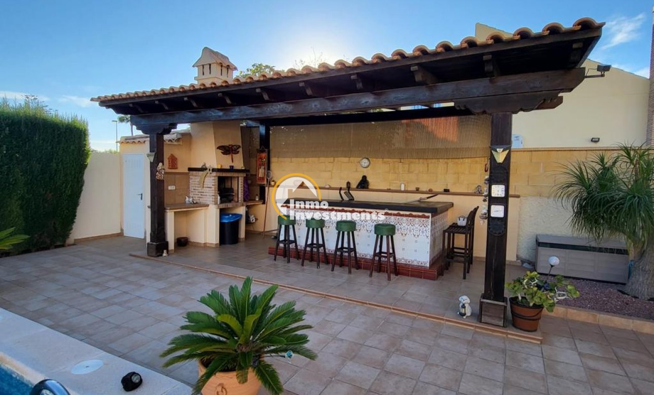 Resale - Villa - Playa Flamenca