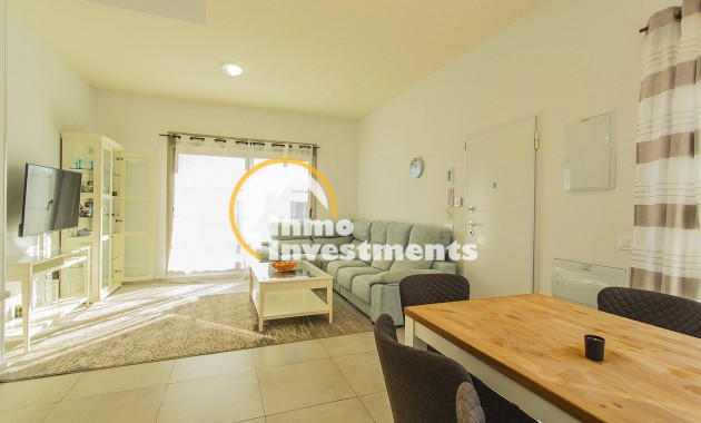 Resale - Villa - San Miguel de Salinas - Las Communicaciones