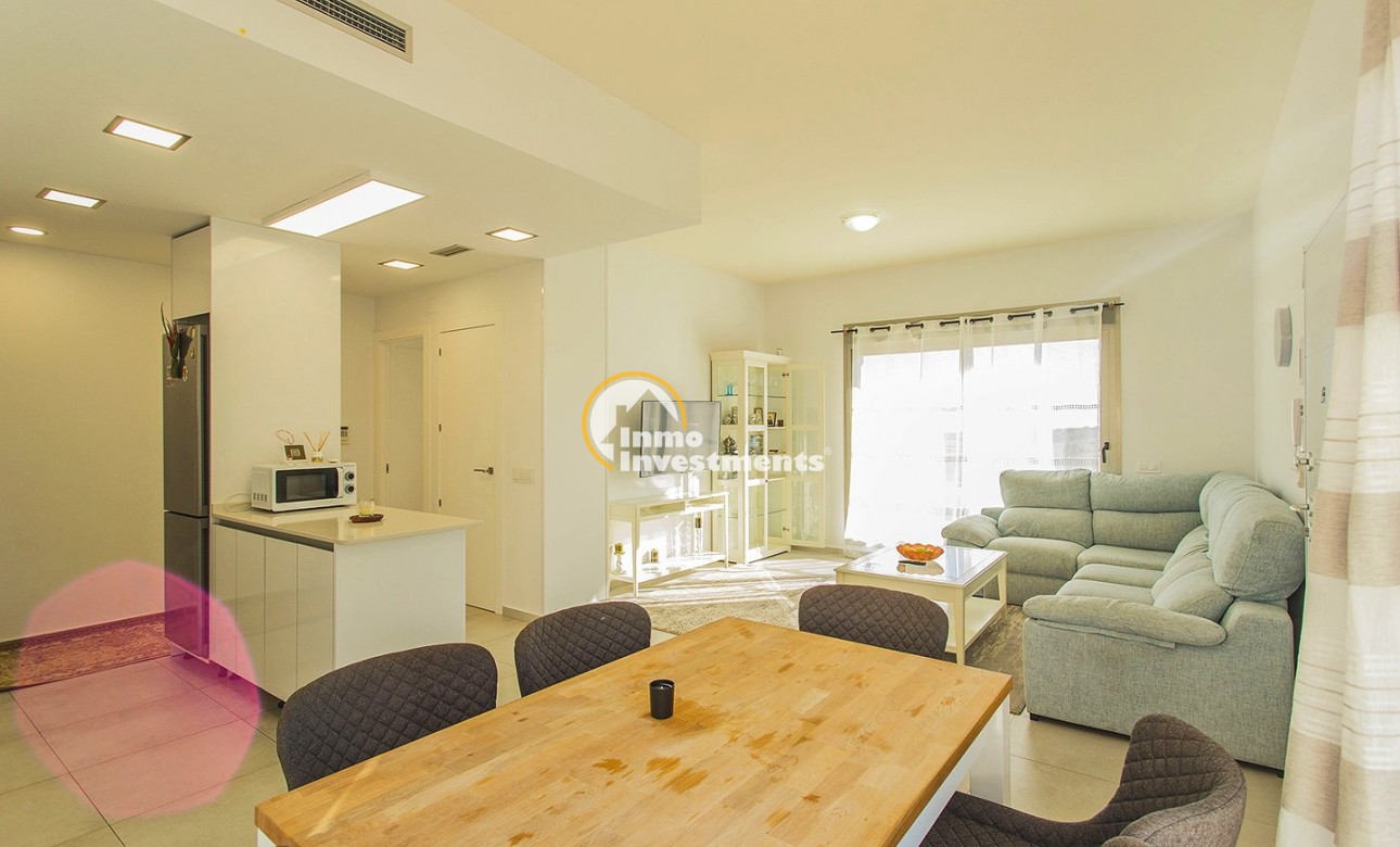 Resale - Villa - San Miguel de Salinas - Las Communicaciones