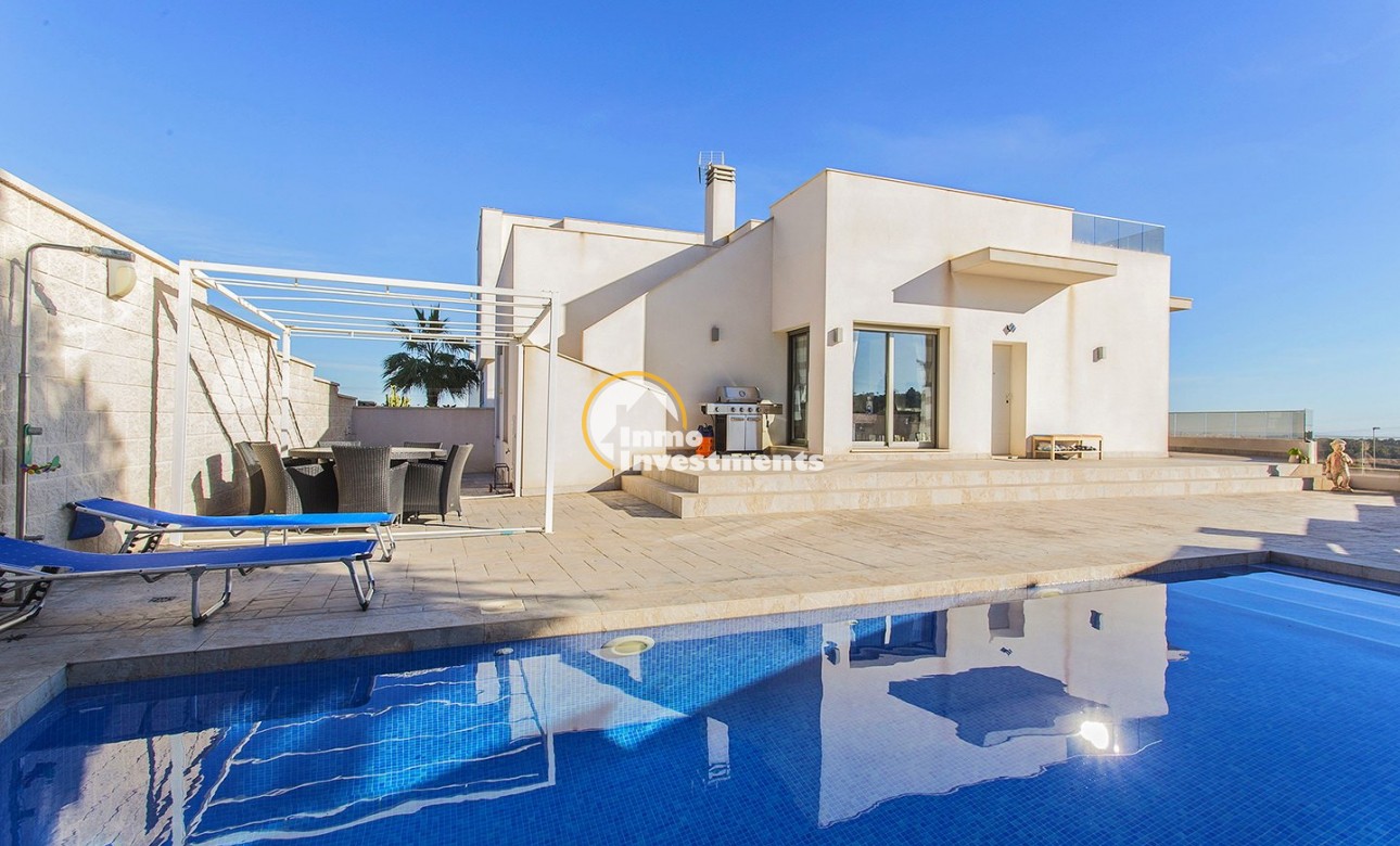 Resale - Villa - San Miguel de Salinas - Las Communicaciones