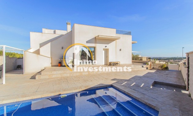 Resale - Villa - San Miguel de Salinas - Las Communicaciones