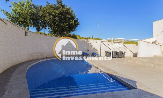 Resale - Villa - San Miguel de Salinas - Las Communicaciones