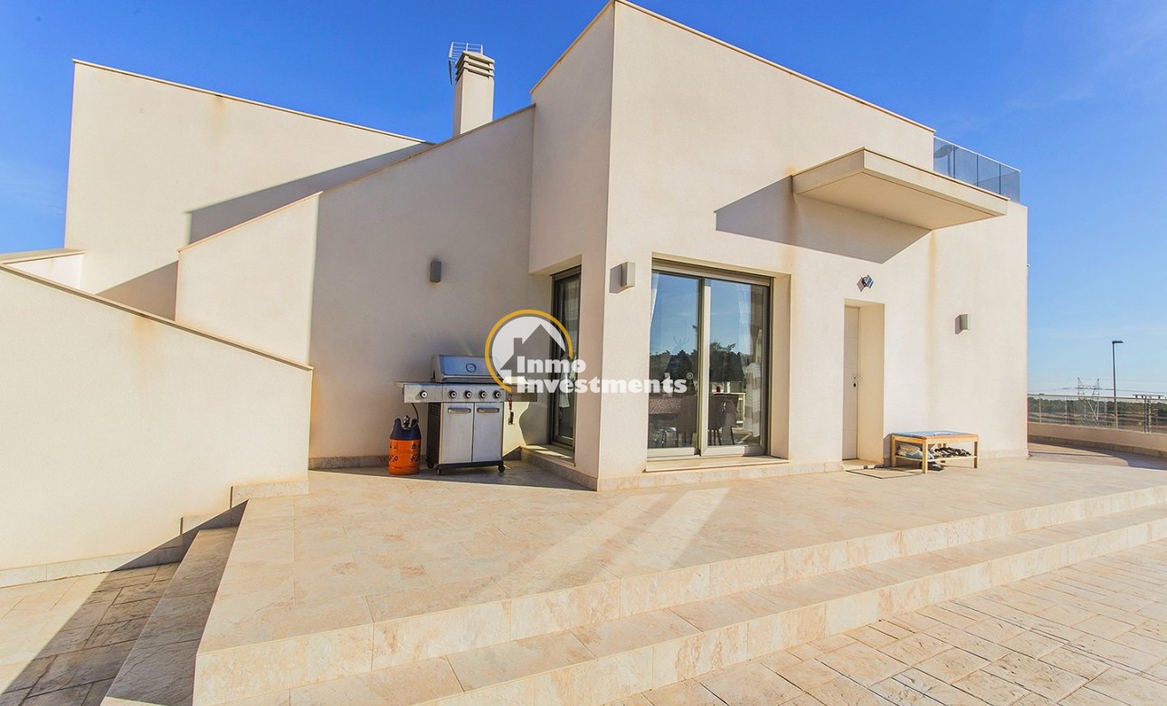 Resale - Villa - San Miguel de Salinas - Las Communicaciones