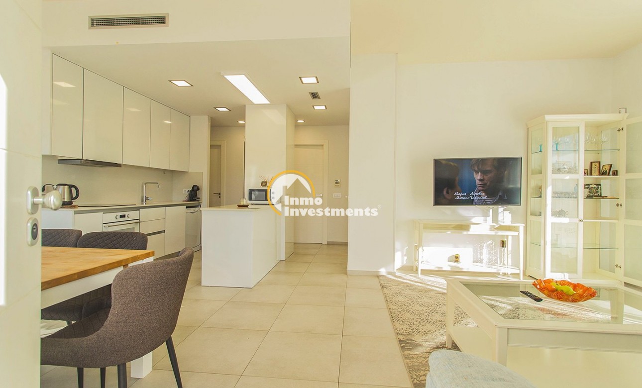 Resale - Villa - San Miguel de Salinas - Las Communicaciones