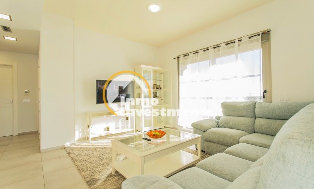 Resale - Villa - San Miguel de Salinas - Las Communicaciones