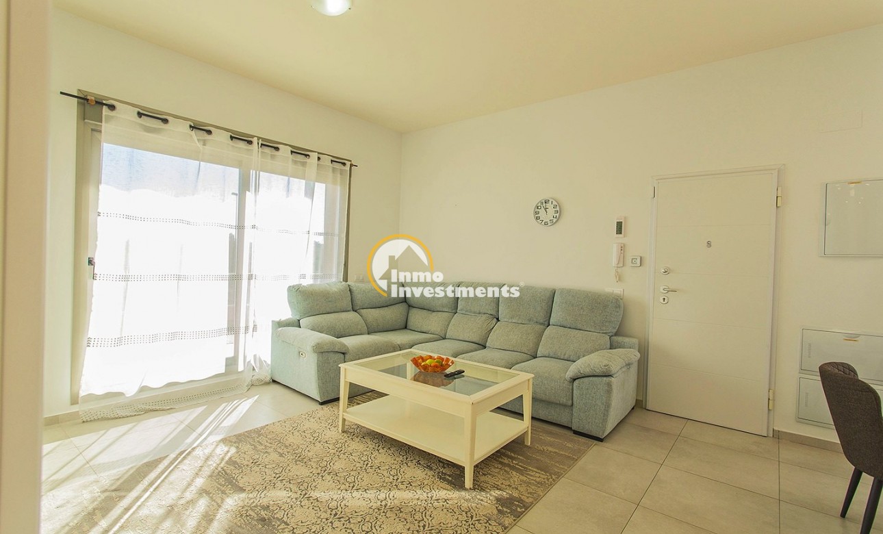 Resale - Villa - San Miguel de Salinas - Las Communicaciones