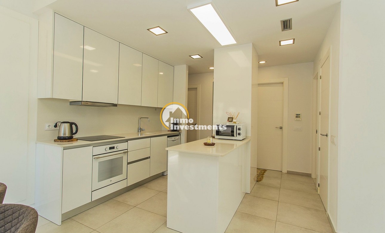 Resale - Villa - San Miguel de Salinas - Las Communicaciones