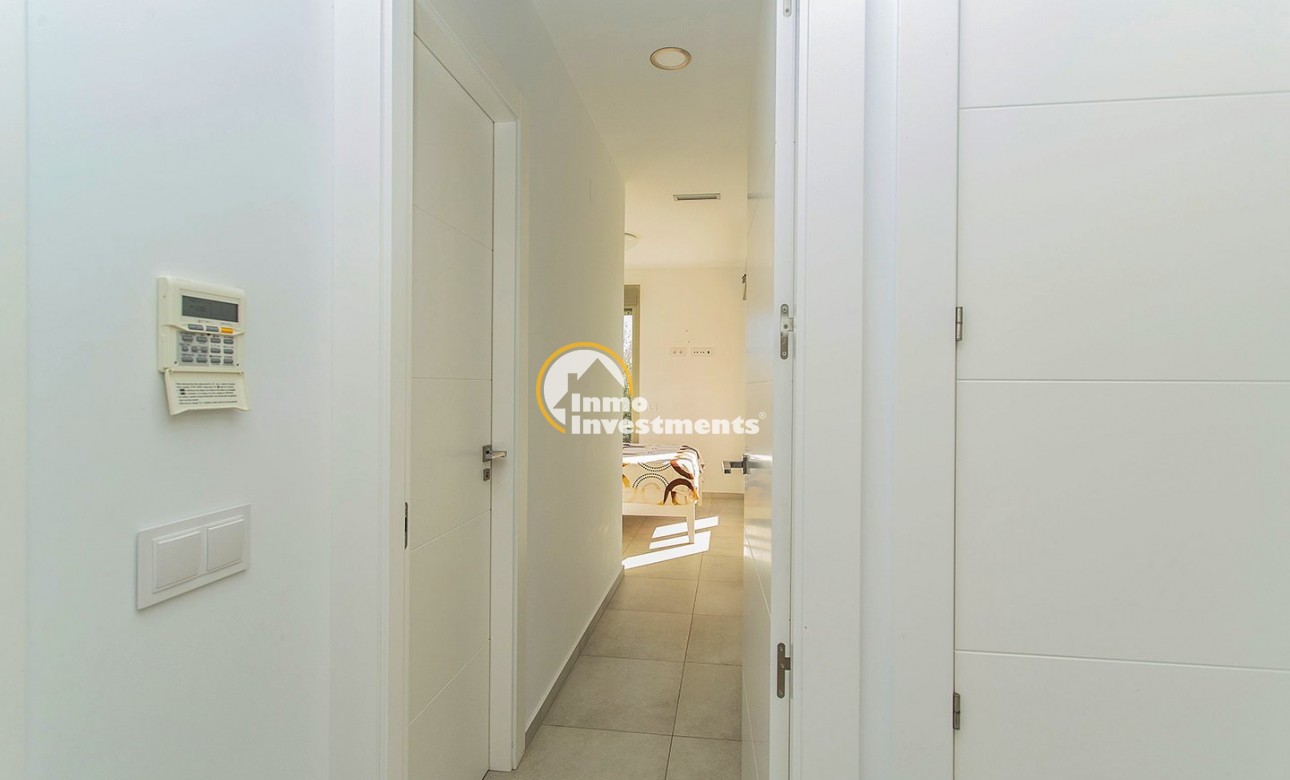 Resale - Villa - San Miguel de Salinas - Las Communicaciones