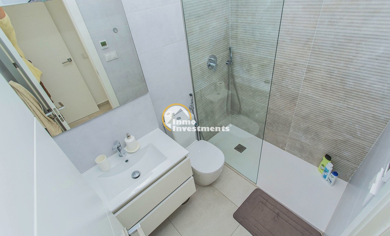 Resale - Villa - San Miguel de Salinas - Las Communicaciones