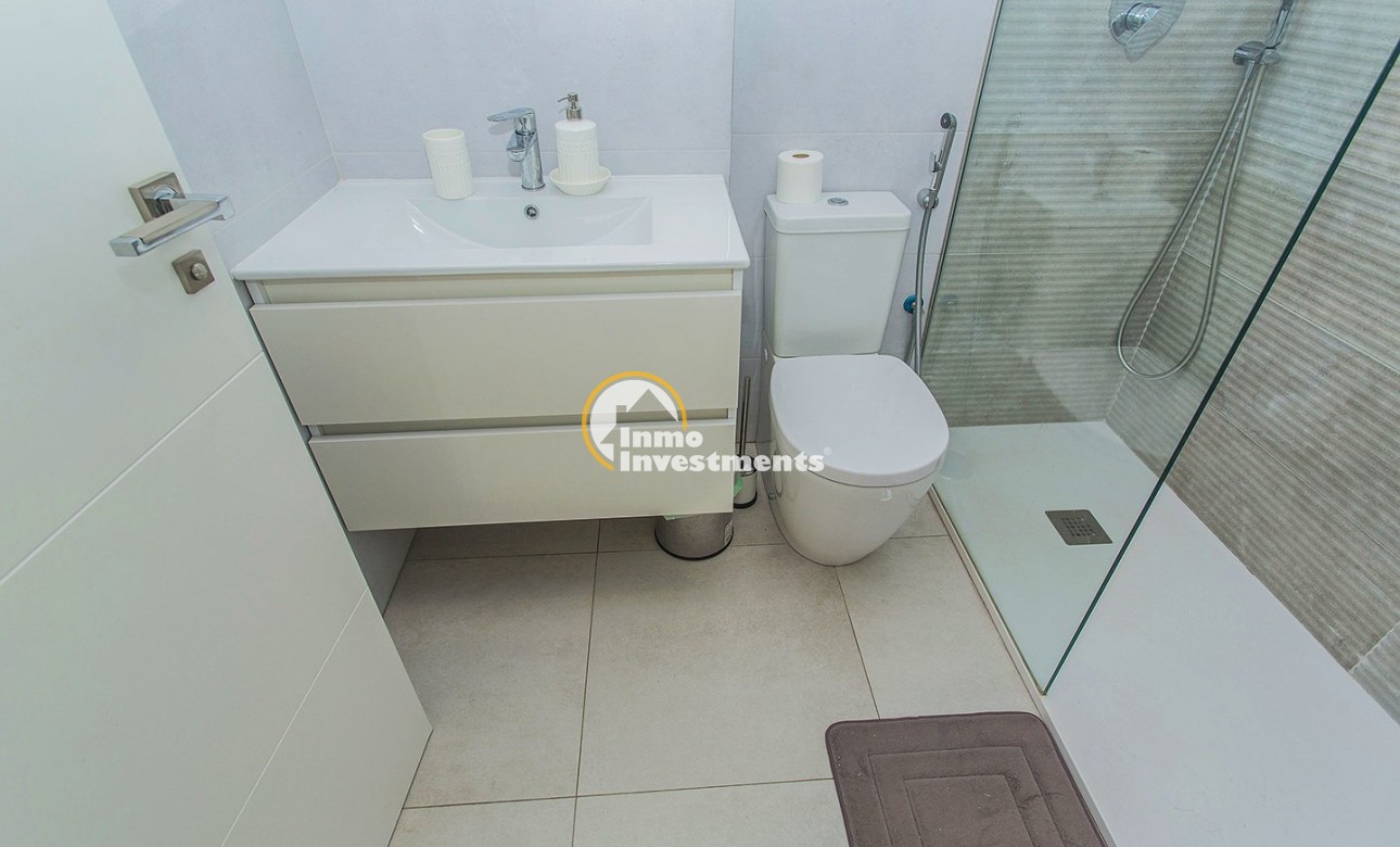 Resale - Villa - San Miguel de Salinas - Las Communicaciones