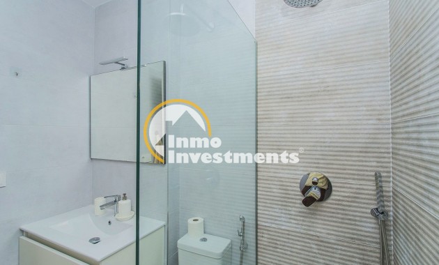 Resale - Villa - San Miguel de Salinas - Las Communicaciones