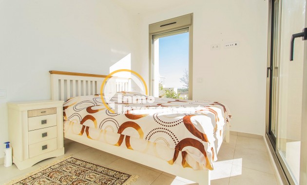 Resale - Villa - San Miguel de Salinas - Las Communicaciones