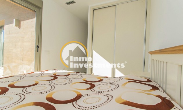 Resale - Villa - San Miguel de Salinas - Las Communicaciones