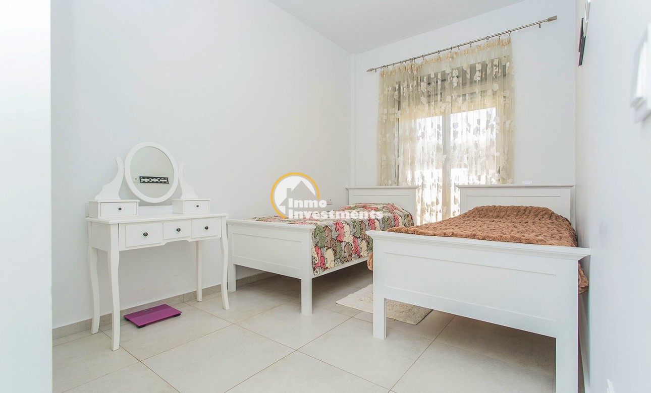 Resale - Villa - San Miguel de Salinas - Las Communicaciones