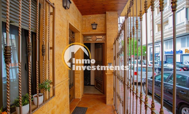 Resale - Apartment - Torrevieja - Center Torrevieja