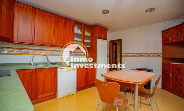 Resale - Apartment - Torrevieja - Center Torrevieja