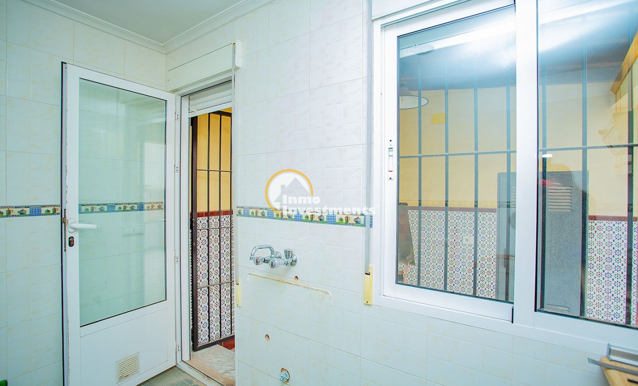 Resale - Apartment - Torrevieja - Center Torrevieja