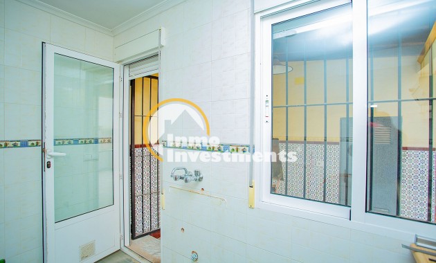 Resale - Apartment - Torrevieja - Center Torrevieja