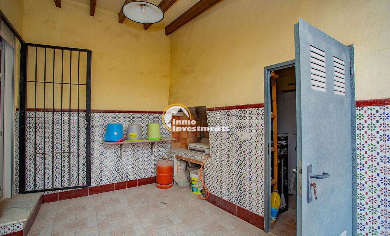 Resale - Apartment - Torrevieja - Center Torrevieja