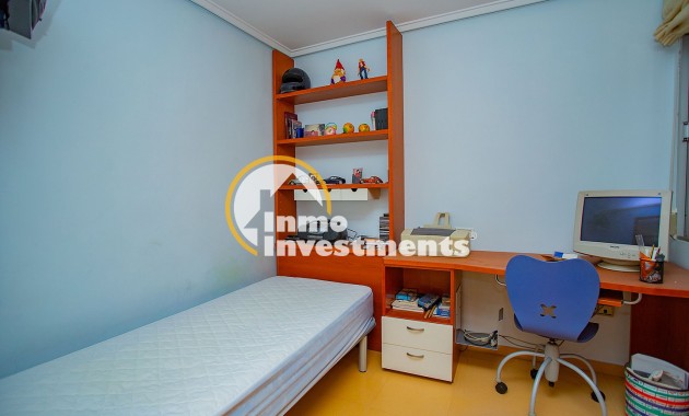 Resale - Apartment - Torrevieja - Center Torrevieja