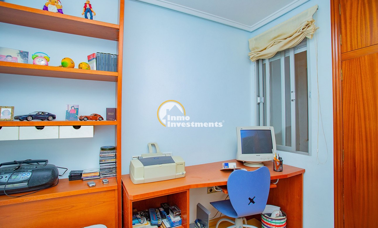 Resale - Apartment - Torrevieja - Center Torrevieja