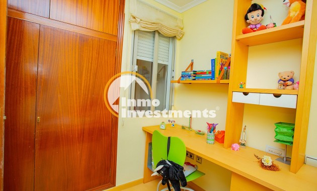 Resale - Apartment - Torrevieja - Center Torrevieja