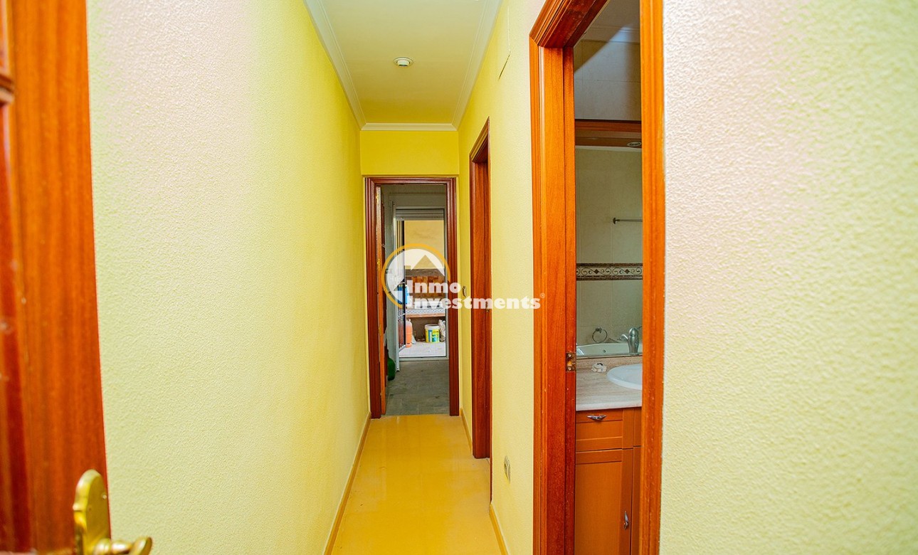 Resale - Apartment - Torrevieja - Center Torrevieja