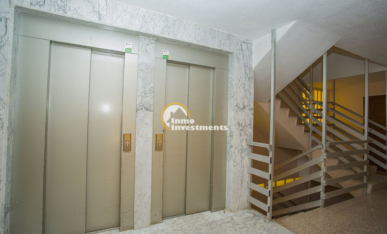 Resale - Apartment - La Mata - La Mata Center