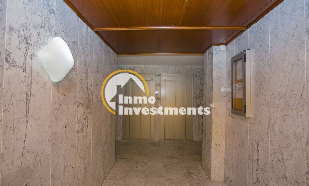 Resale - Apartment - La Mata - La Mata Center