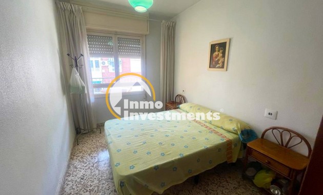 Resale - Apartment - Torrevieja - Playa de La Acequion