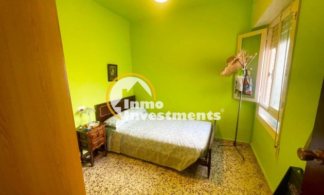 Resale - Apartment - Torrevieja - Playa de La Acequion