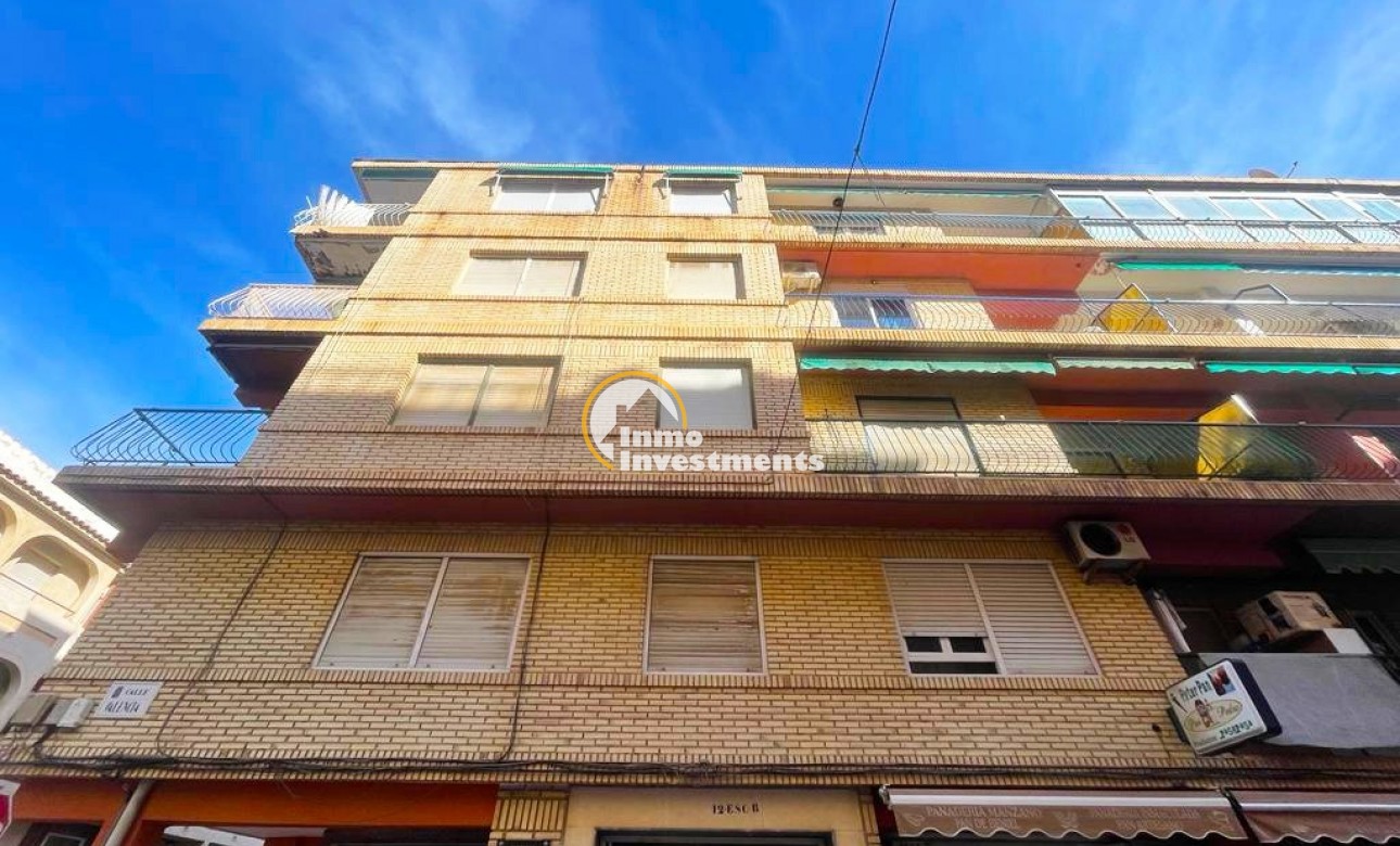 Resale - Apartment - Torrevieja - Playa de La Acequion